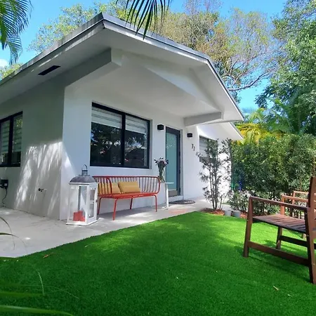 Design District By Midtown, Wynwood, Brickell, 10 Min To The Beach, Free Parking